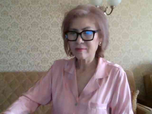 ElegantLady00 webcam