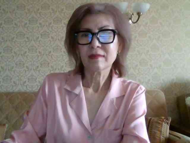 ElegantLady00 webcam