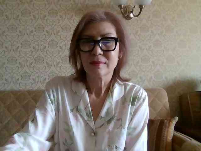 ElegantLady00 webcam