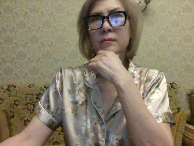 ElegantLady00 webcam
