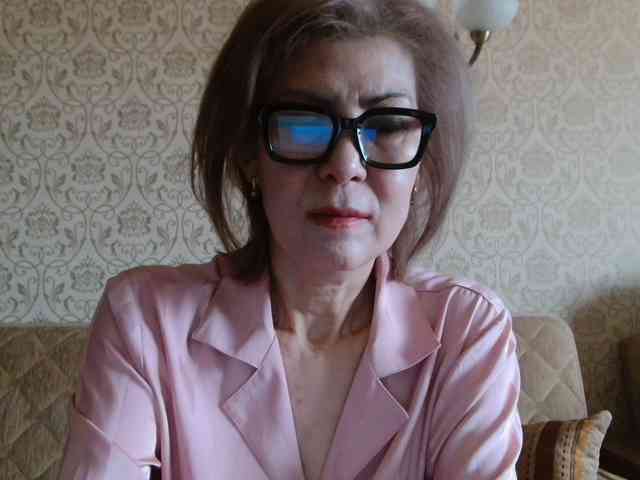 ElegantLady00 webcam