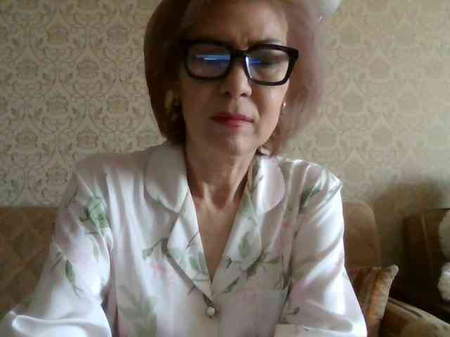 ElegantLady00 webcam