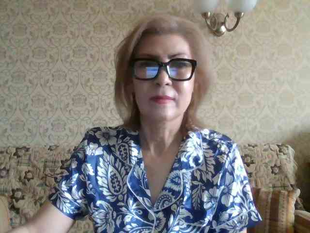 ElegantLady00 webcam