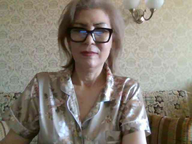 ElegantLady00 webcam