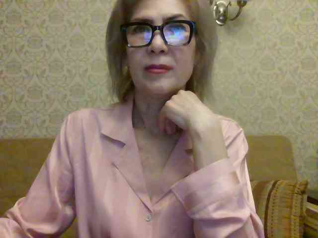 ElegantLady00 webcam