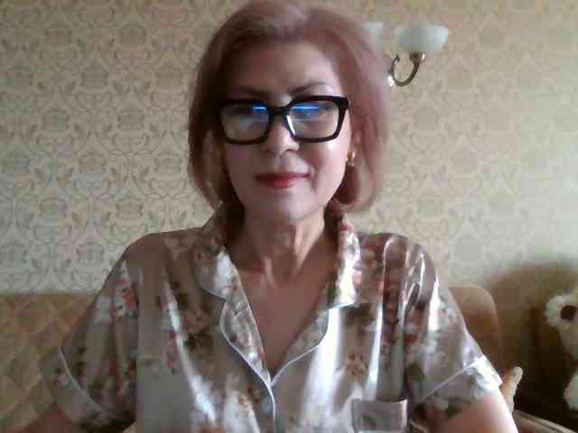 ElegantLady00 webcam