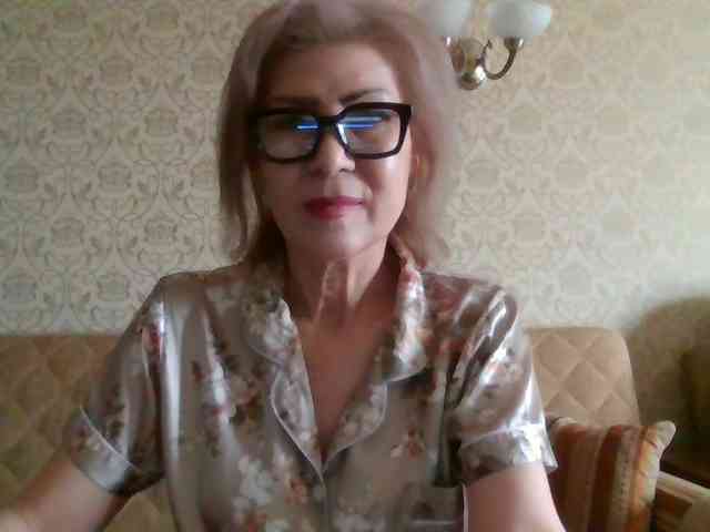 ElegantLady00 webcam
