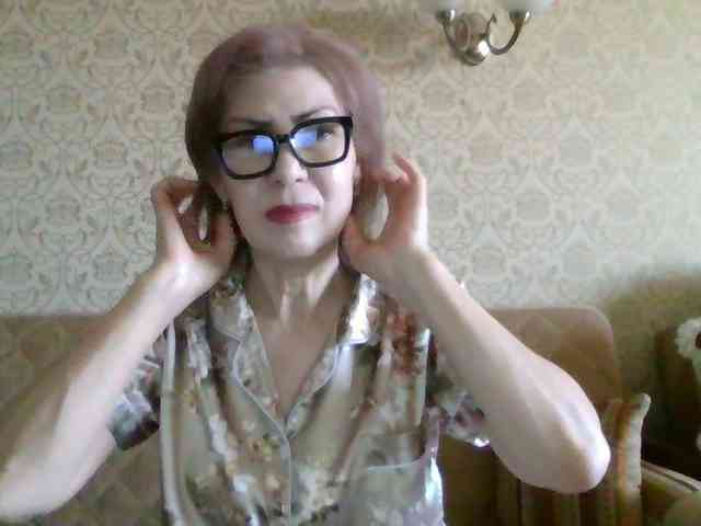 ElegantLady00 webcam
