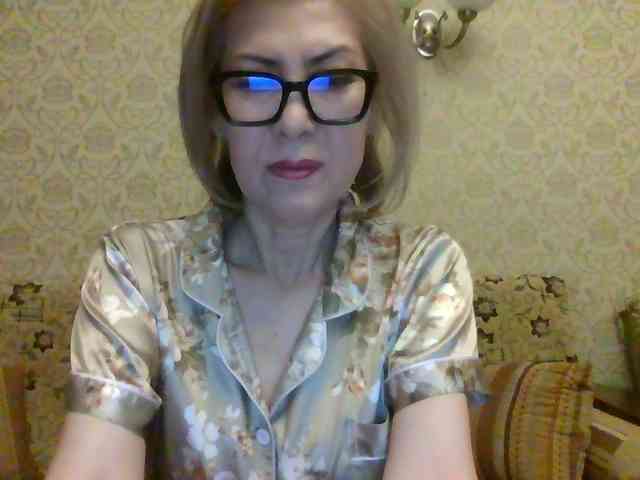 ElegantLady00 webcam
