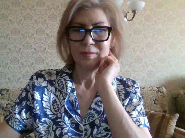 Elegant00Lady