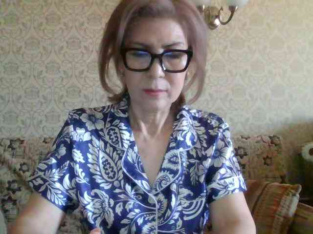 ElegantLady00 webcam