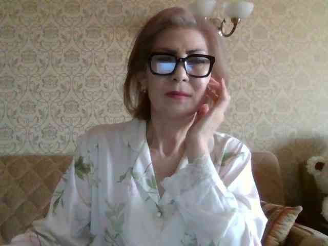 ElegantLady00 webcam