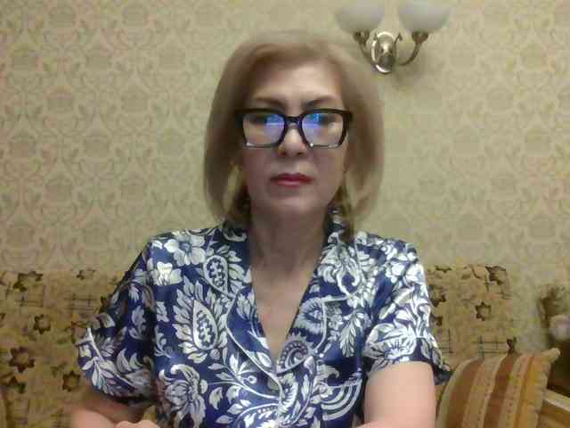 ElegantLady00 webcam