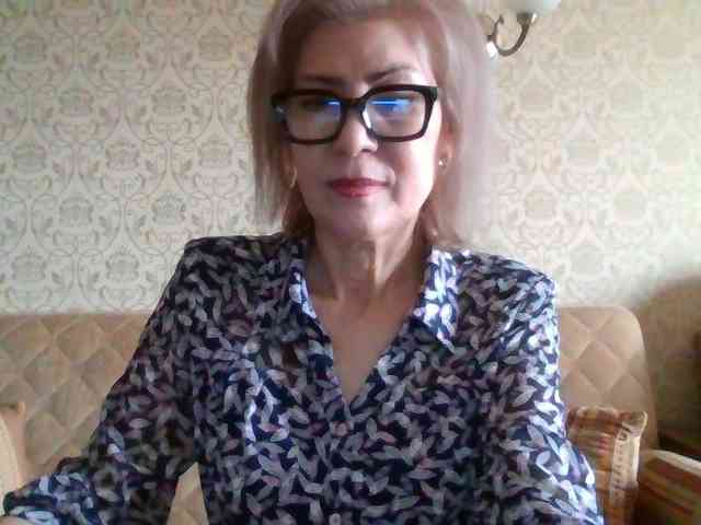 ElegantLady00 webcam