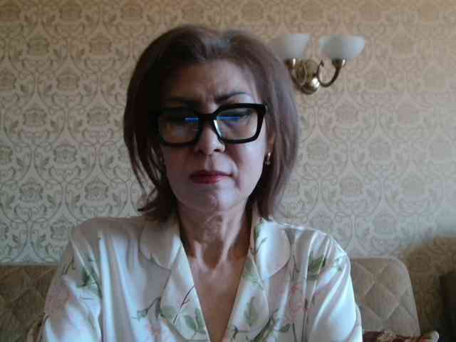 ElegantLady00 webcam