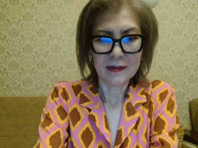 ElegantLady00 webcam