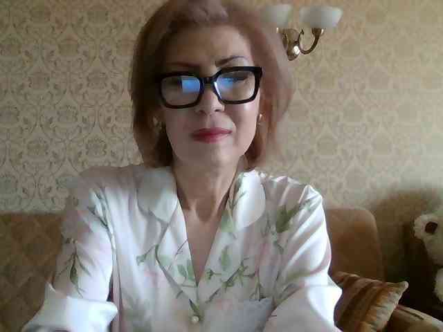 ElegantLady00 webcam