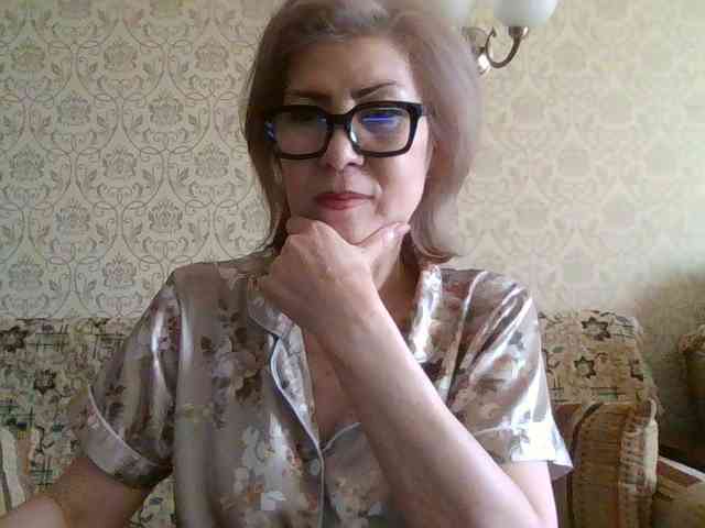 ElegantLady00 webcam
