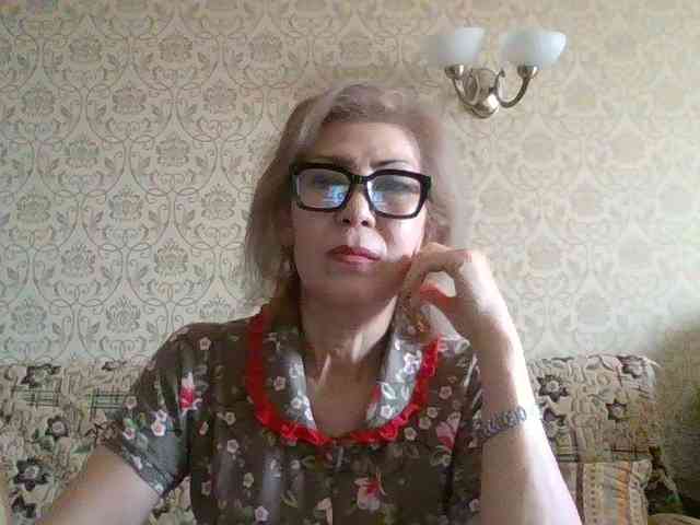 ElegantLady00 webcam