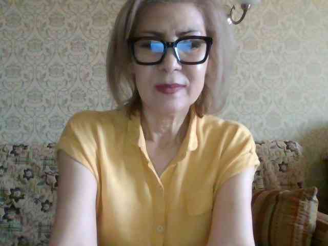 Elegant00Lady live female cam on bongacams
