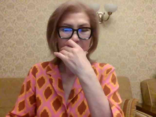 ElegantLady00 webcam