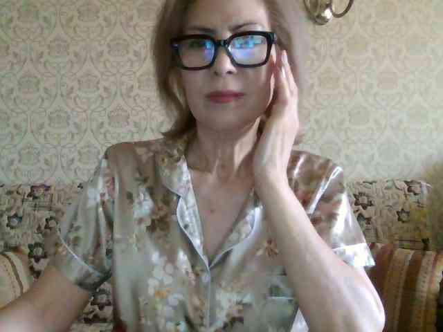 ElegantLady00 webcam