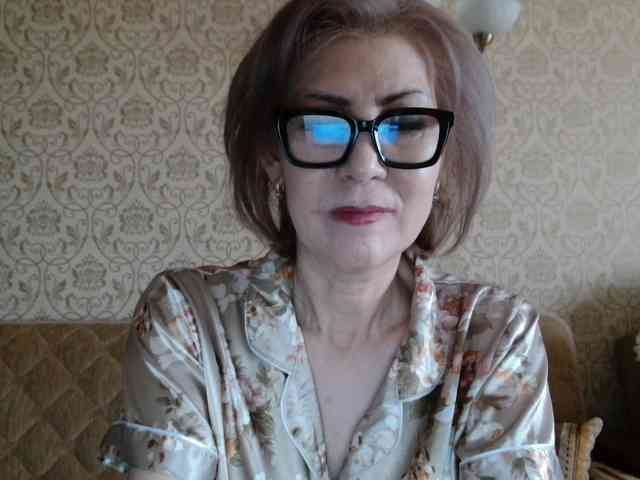 ElegantLady00 webcam