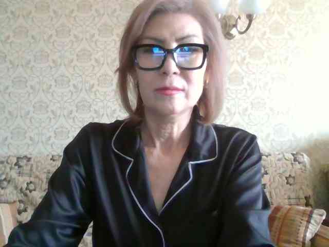 ElegantLady00 webcam