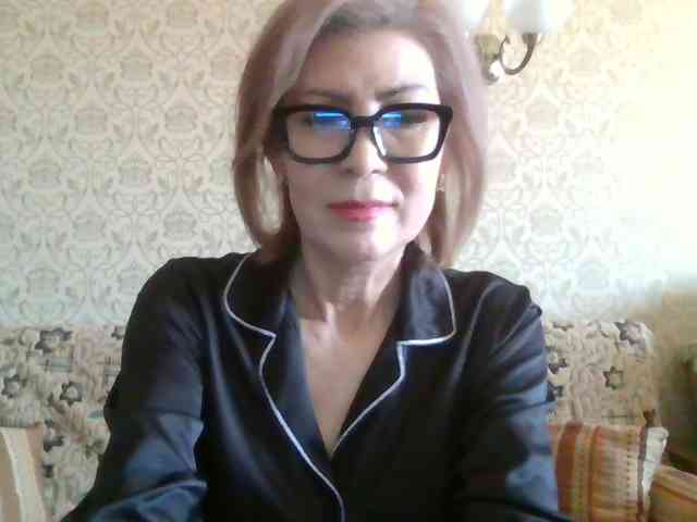 ElegantLady00 webcam