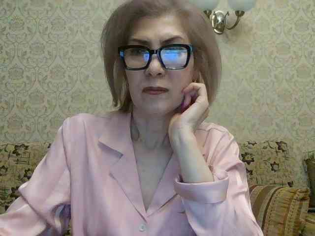 ElegantLady00 webcam