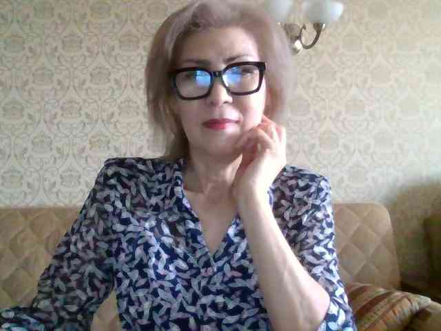 ElegantLady00 webcam