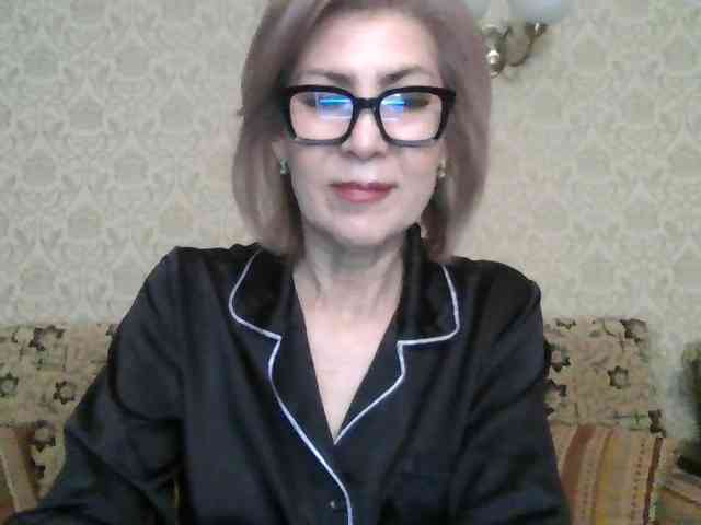 ElegantLady00 webcam