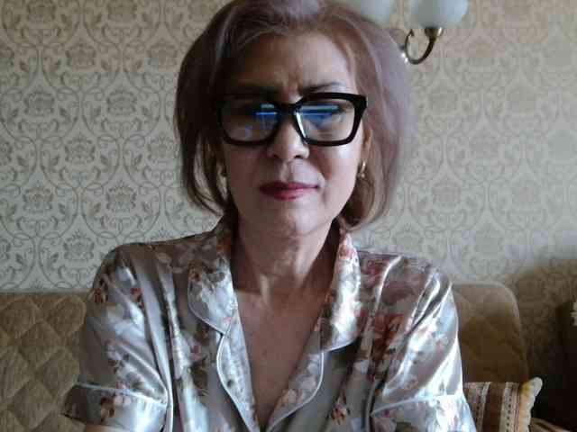 ElegantLady00 webcam