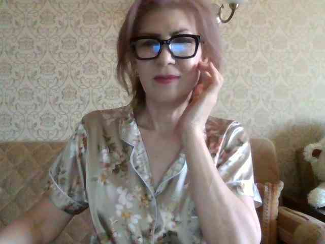 ElegantLady00 webcam