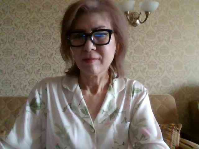 ElegantLady00 webcam