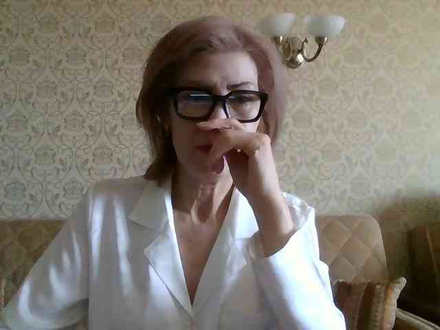 Elegant00Lady Elegant00Lady