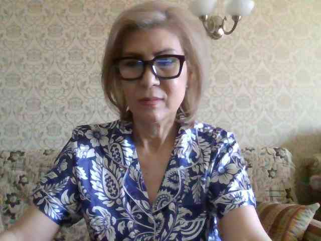 ElegantLady00 webcam