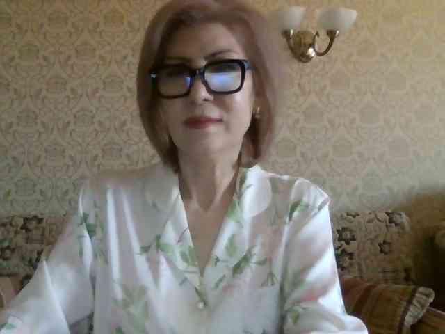 ElegantLady00 webcam