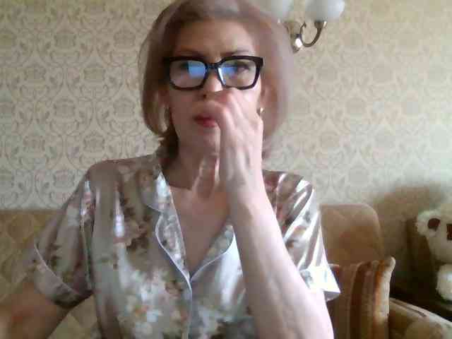 ElegantLady00 webcam