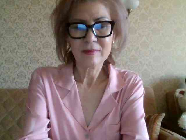 ElegantLady00 webcam