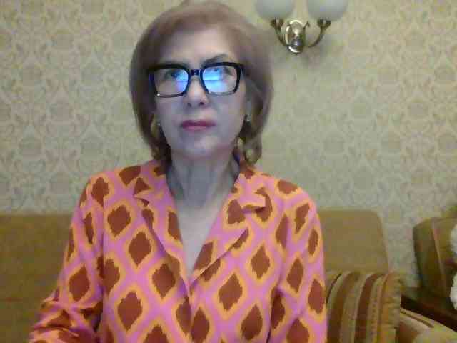 ElegantLady00 webcam