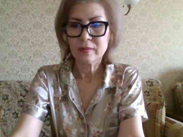 ElegantLady00 webcam