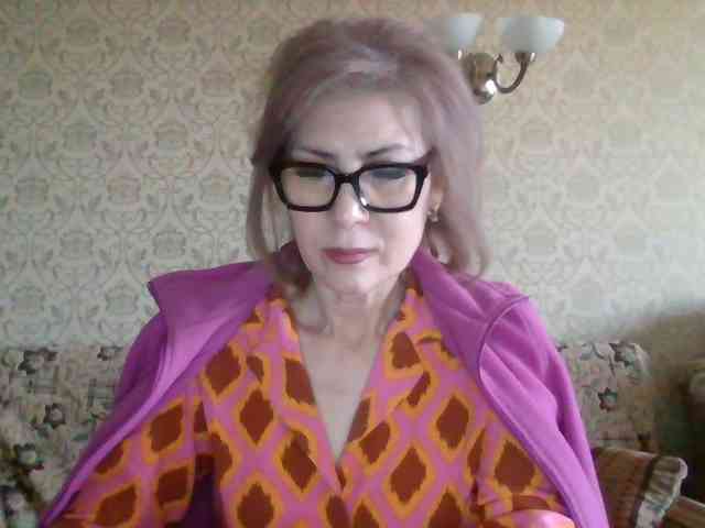 ElegantLady00 webcam