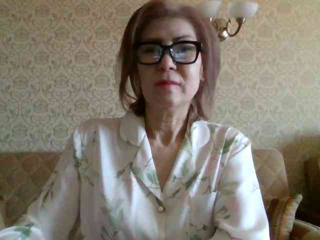 ElegantLady00 webcam