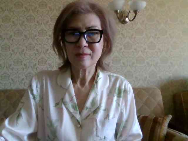 Elegant00Lady
