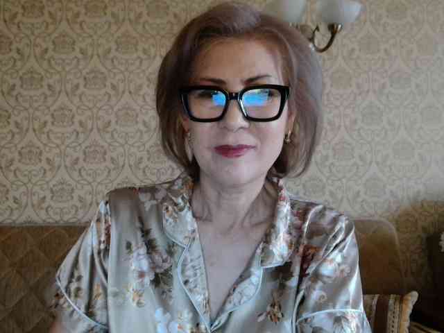 ElegantLady00 webcam