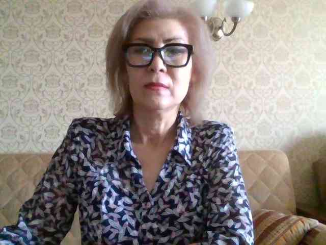 ElegantLady00 webcam