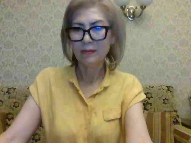 ElegantLady00 webcam
