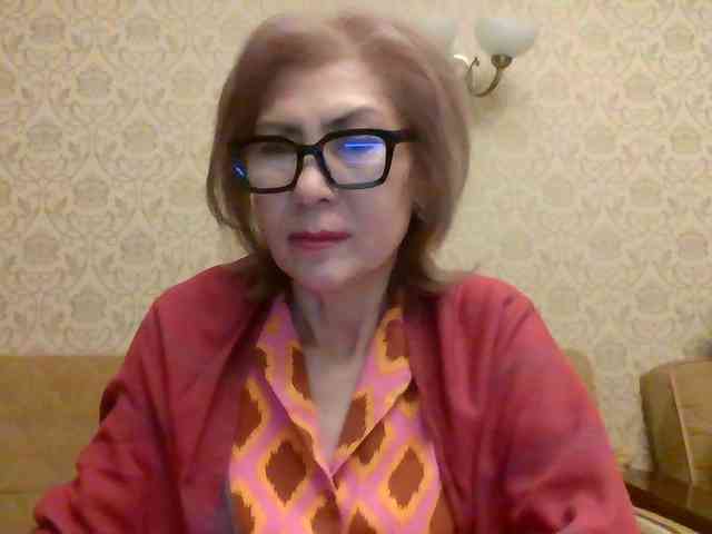 ElegantLady00 webcam