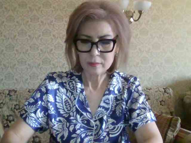ElegantLady00 webcam